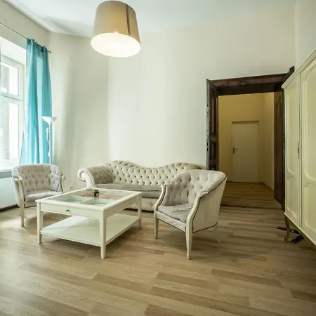 Klimatyczne Traugutta 11