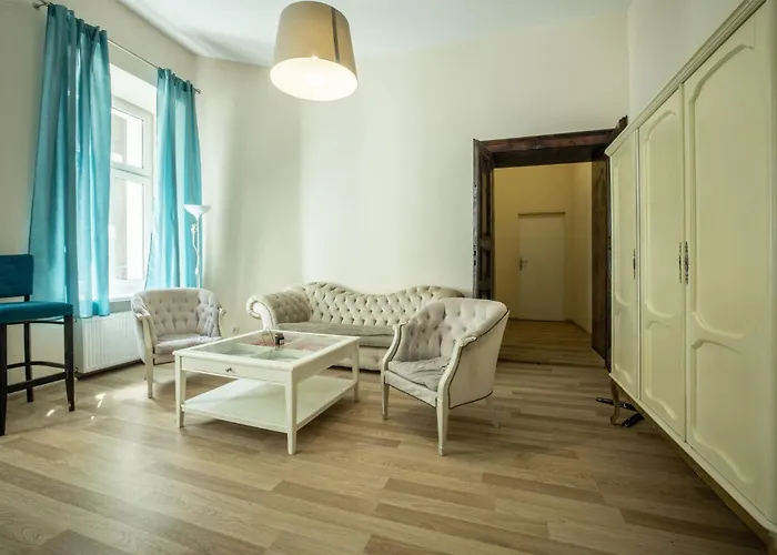 Klimatyczne Traugutta 11